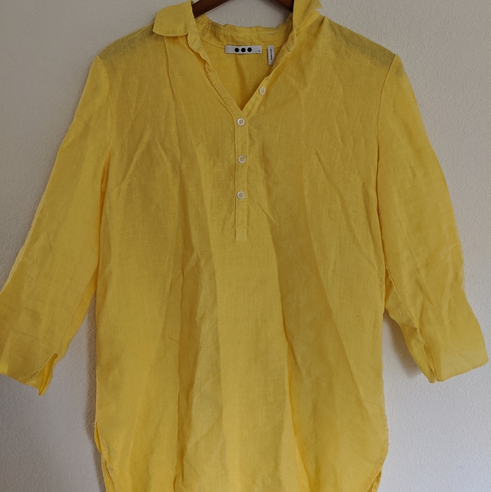Three Dots yellow linen top with buttons  size M